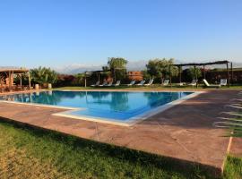 Ecolodge Quaryati Marrakech, hotel med parkering i Douar Tounsi