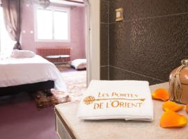 Riad SPA "Les Portes de l'Orient" TOURS、トゥールのホテル