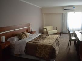 Colón Center, hotel a Colón