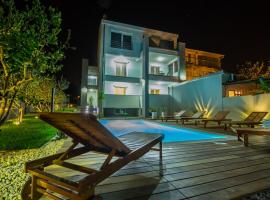 Apartmani Pocco Locco, hôtel spa à Biograd na Moru