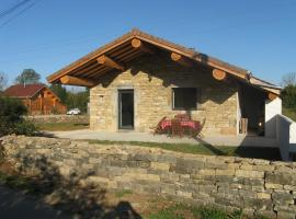 Gîte chez karine et roland – hotel w mieście Le Fied