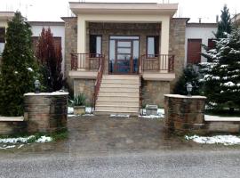 Evenos, Hotel in Kato Loutraki