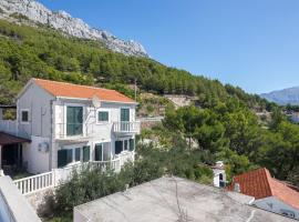 Apartments Djani, hotel in Mimice