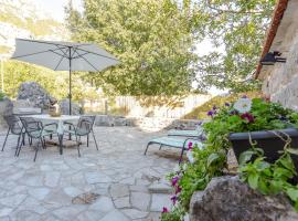 House Gordana, hotel a Gata