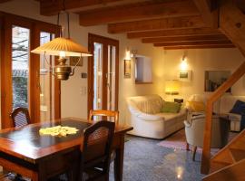 Tenuta Casa Cima - tenutacasacima com -, hotel v destinaci Gudo