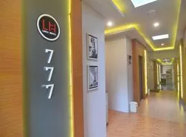Lanta Hostel