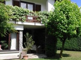 Villa Cristina, ваканционно жилище в Vezzo