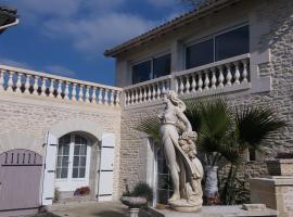 LES ORCHIDEES Ch Hôtes B&B 14 personnes Jaunay-Clan, hotell i Jaunay-Clan