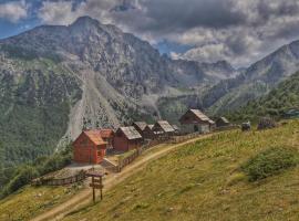 Komovi Eko Katun Martinovica 1750, koliba u Kolašinu