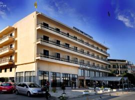 Hotel Atlantis, hotel dicht bij: Internationale luchthaven Korfoe Ioannis Kapodistrias - CFU, Corfu-stad