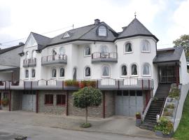 Ferienweingut Arnold Fuhrmann & Sohn, hotel di Ellenz-Poltersdorf