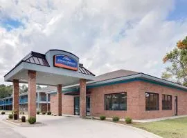 Howard Johnson by Wyndham Florence、フローレンスにあるFlorence Regional Airport - FLOの周辺ホテル