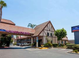 Howard Johnson by Wyndham Norco, hotel in Norco