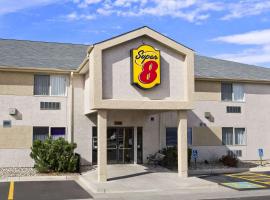 Super 8 by Wyndham Colorado Springs Airport, hotel cerca de Aeropuerto de Colorado Springs - COS, 