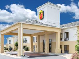 Super 8 by Wyndham Clemmons/Winston-Salem Area, hotell i Clemmons