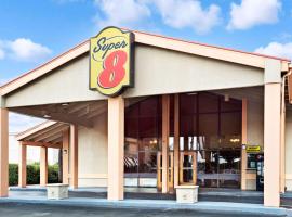 Super 8 by Wyndham Kissimmee/Maingate/Orlando Area: bir Orlando, Celebration oteli