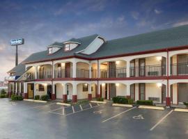 Travelodge Inn & Suites by Wyndham Norman, motell i Norman