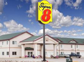 Super 8 by Wyndham Kindersley, hotel di Kindersley