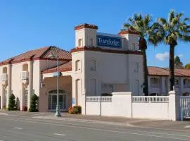 Travelodge by Wyndham Redding CA