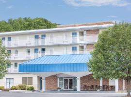 Howard Johnson by Wyndham Staunton, hotel di Staunton