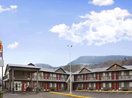 Super 8 by Wyndham Kamloops East, hotel v destinaci Kamloops