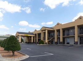 Super 8 by Wyndham Clarksville Northeast, hotel Clarksville-ben