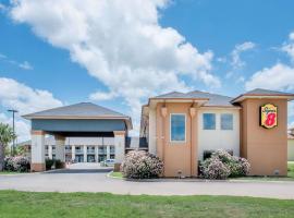 Super 8 by Wyndham Dilley TX, hotel v destinaci Dilley