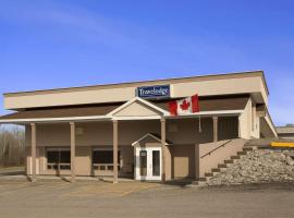 Travelodge by Wyndham Kapuskasing โรงแรมในคาปุสเคซิง