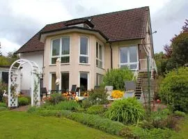 Flat in Bellenberg with sunbathing lawn