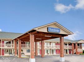 Travelodge by Wyndham Sellersburg โรงแรมในSellersburg