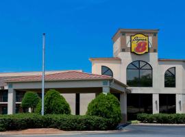 Super 8 by Wyndham Huntersville/Charlotte Area, accessible hotel in Huntersville