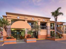 Travelodge by Wyndham Fort Myers North, hotel in North Fort Myers