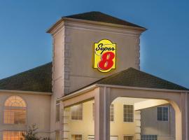 Super 8 by Wyndham Harrisburg Hershey North, hotel in Harrisburg