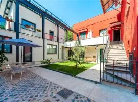Il Giardino Dell'Argano Rosso