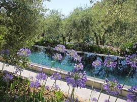 Macennere, hotel bajet di Lucca