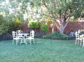 HH 820 Accomodation, B&B in Grootfontein