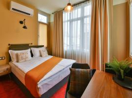 JUST rooms & wine, hotel en Centro de Varna, Varna