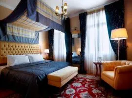 格蘭德布列塔尼- 納夫普利翁酒店