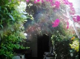 Residence Vulcano Cottage, hotel din Vulcano