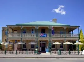 The Richmond Arms Hotel