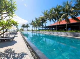 Sunshine Apartment in 5* resort, holiday rental sa Danang