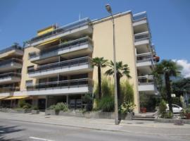 Condominio Golfo d'Oro – hotel dla rodzin w mieście Ascona