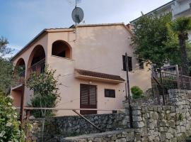 Apartmants Amor, ξενοδοχείο σε Okrug Donji