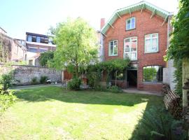 La maison du fond du jardin، بيت ضيافة في بروكسل