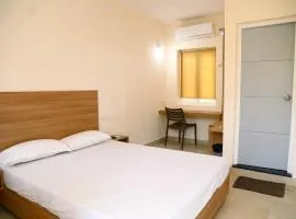 Oceanside Mahabalipuram - With Beach access