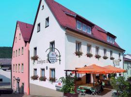 Pension Schrägers, hotelli kohteessa Königstein an der Elbe