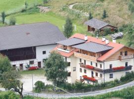 Pension Ferienwohnungen Marchnerhof, ξενοδοχείο σε Terento