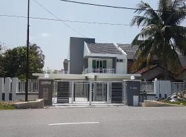 D'Bangi Villa, sted med privat overnatting i Kampong Sungai Ramal Dalam