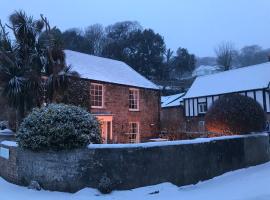 SPRING GARDENS B&B, B&B/chambre d'hôtes à Wadebridge