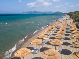 Camping Village Oasi, campismo de luxo em Albinia